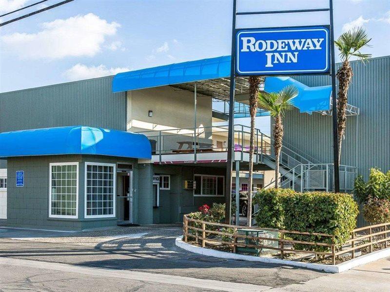 Rodeway Inn Downtown Hanford Extérieur photo
